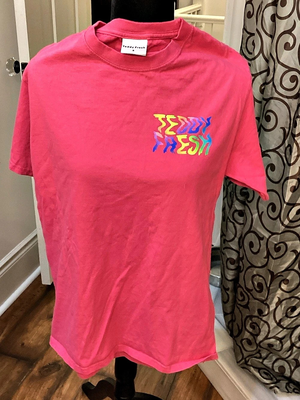 Teddy Fresh Graphic Short Sleeve Tee Pink